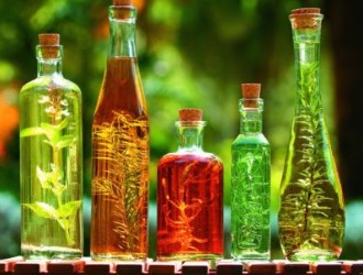 Обратите внимание на рецепты средств для лечения кисты в домашних условиях