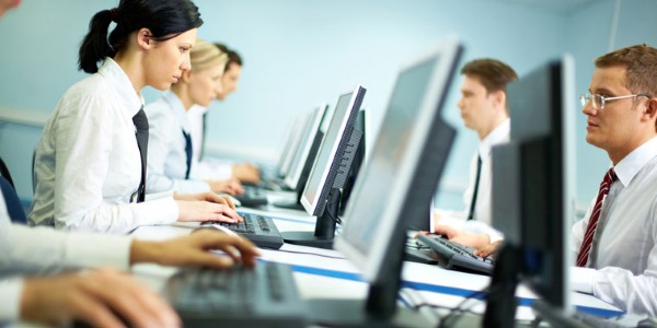 Ниже перечислены органы и системы, которые подвержены нагрузке при работе за компьютером