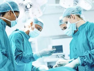 Невриному лечат только хирургическим методом