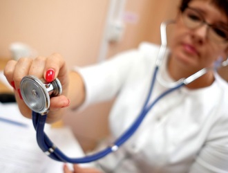 Новообразования в шейном отделе требуют постоянного наблюдения, так как могут переходить в злокачественную стадию