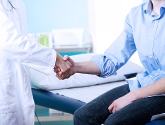 Дегенеративно-дистрофические изменения в позвоночнике вылечить невозможно, поэтому очень важна профилактика в раннем возрасте