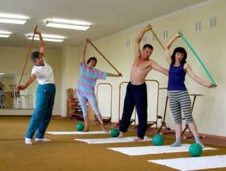 Ознакомьтесь с преимуществами занятий ЛФК при хондрозе