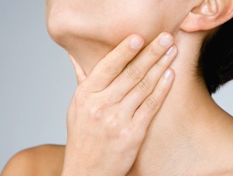 Люди с гипотиреозом должны с большой осторожностью принимать Эргокальциферол