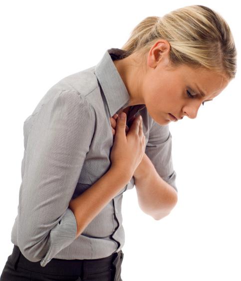 болит в груди