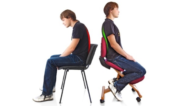 Благодаря ортопедическому стулу нагрузка на позвоночник распределяется равномерно