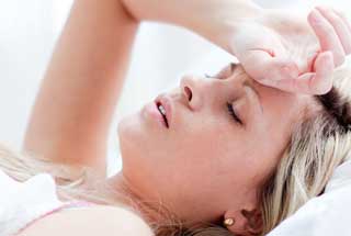 девушке плохо