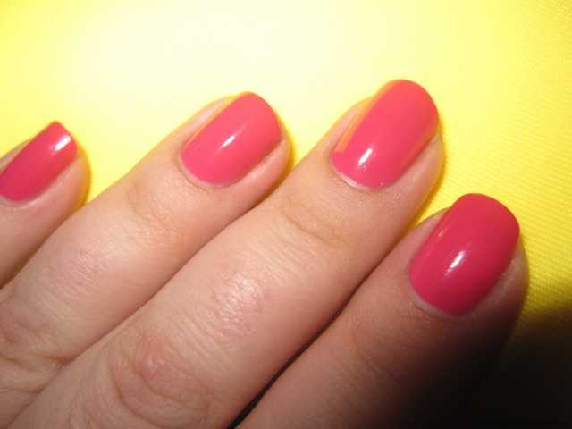 Лак для ногтей CND VINYLUX - фото