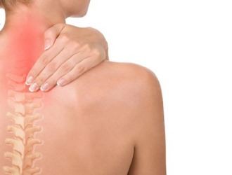 Лечебный массаж имеет свои преимущества в терапии кифоза шеи