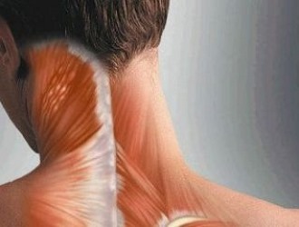 При хондрозе шейного отдела возможно появление головокружения, шума в ушах, ухудшения зрения