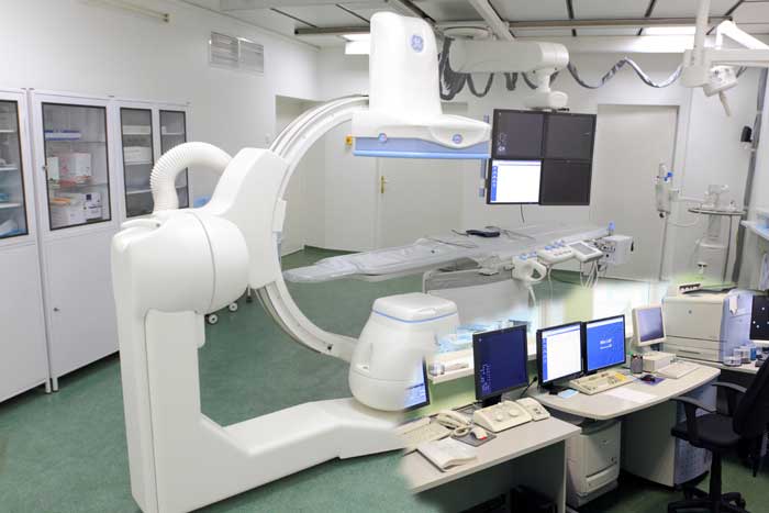 апарат ангиографии