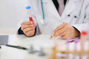 врач назначает лечение