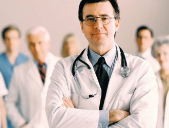 Массаж при болях в пояснице назначает исключительно врач