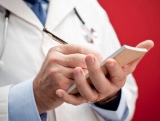 Применять лекарство Уродан запрещено в детском возрасте и в период беременности