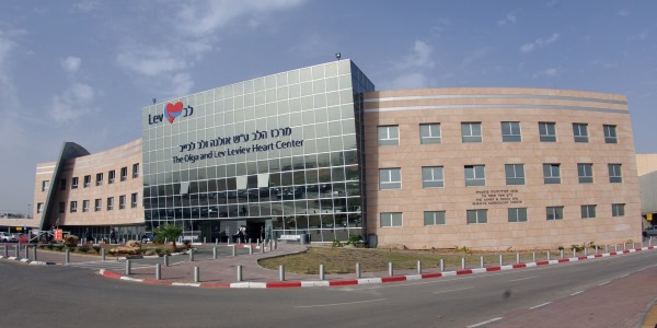 Гидеон Бурштейн основал артроскопический центр в Израиле