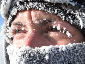 Чтобы избежать воспаления мышц спины необходимо не допускать переохлаждения организма