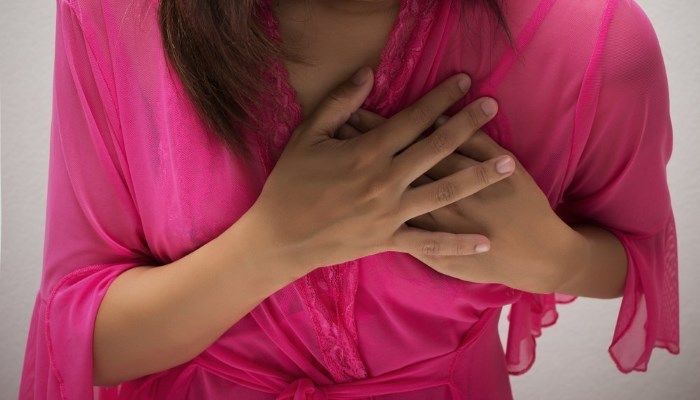 Болевые ощущения в груди