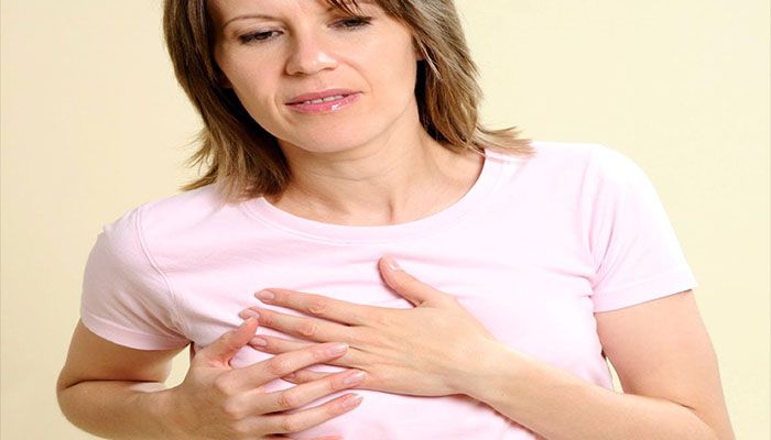 Необходимо регулярно проводить самообследование молочных желез