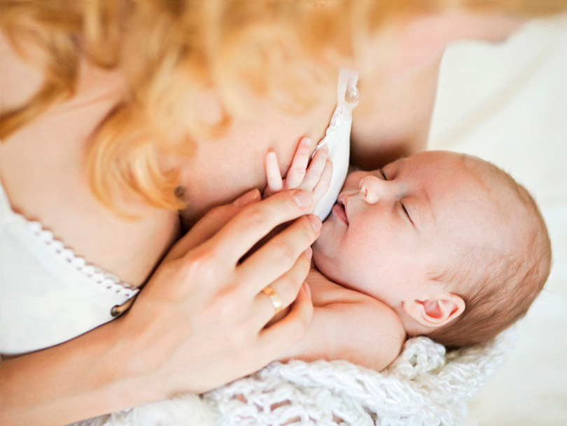 Женщина с ребенком Женщина с ребенком