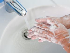 бородавки на руках фото